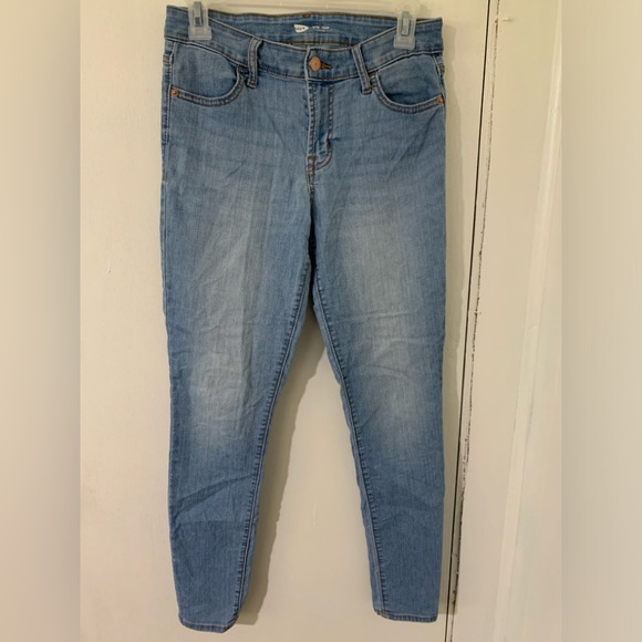 Light Blue Old Navy Super Skinny Jeans Size 6 - Picture 1 of 4